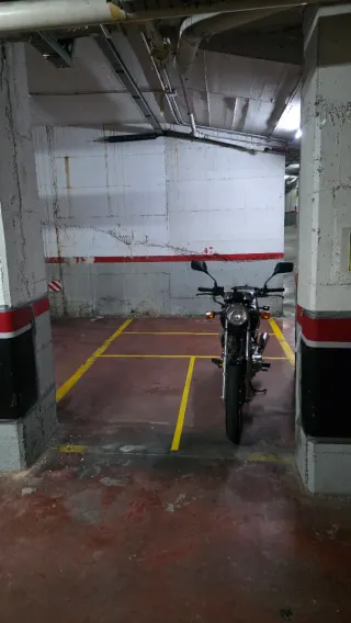 Garaje para moto en alquiler