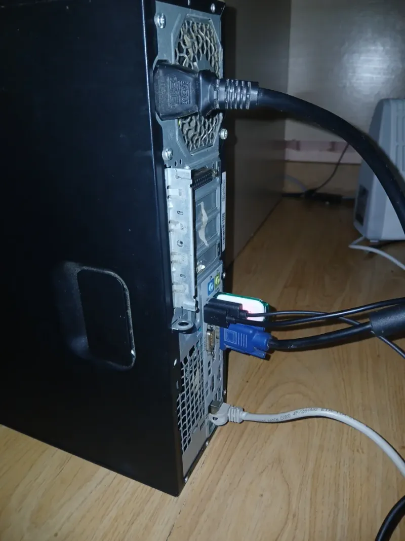 PC HP Intel i5 8GB RAM Win 10 Pro afbeelding 3