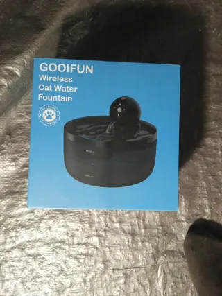 Fuente de agua inalámbrica para gatos