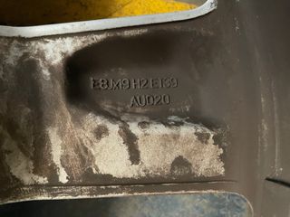 Llantas Audi originales 19” 8x19 ET39