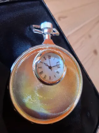 Reloj de bolsillo bañado en plata