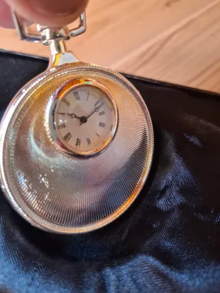 Reloj de bolsillo bañado en plata