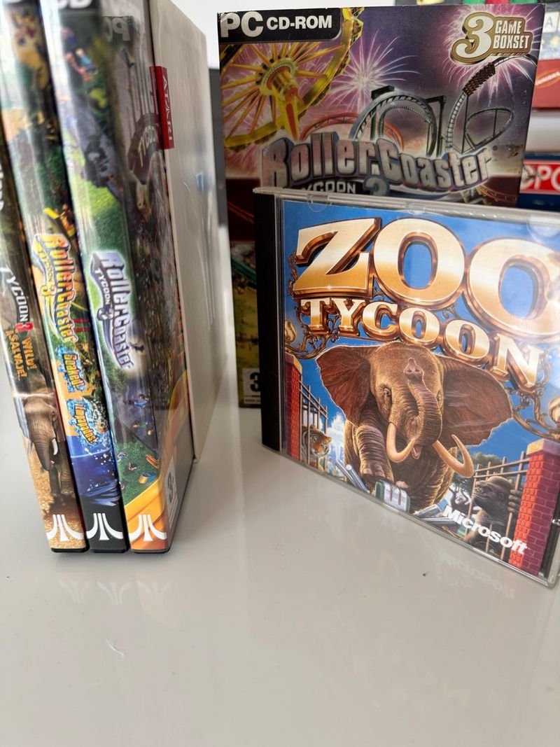 Lote 2 Juegos PC: RollerCoaster Tycoon 3 y Zoo Tyc afbeelding 2
