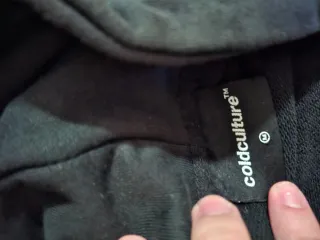 Sudadera Cold Culture Negra