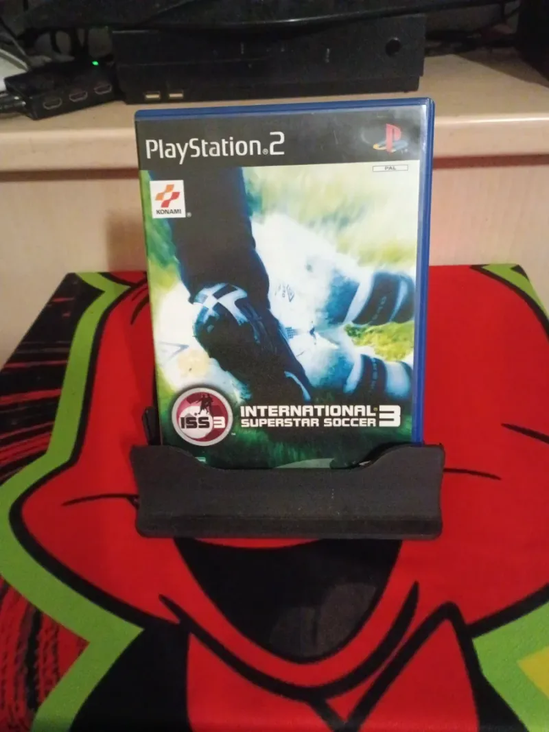 PlayStation 2 - International Superstar Soccer 3