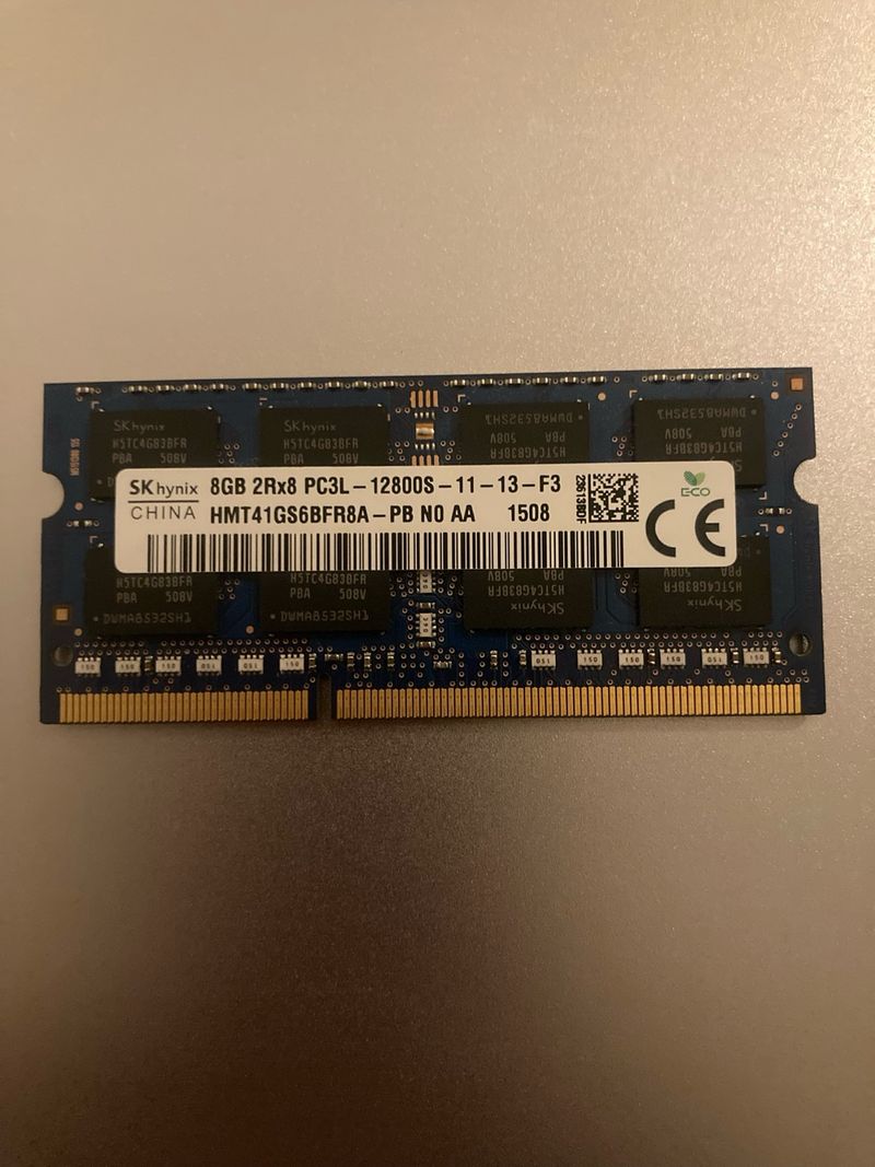 SK hynix 8GB DDR3L PC3L-12800S