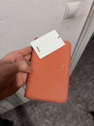 Cartera pequeña Mango con adorno