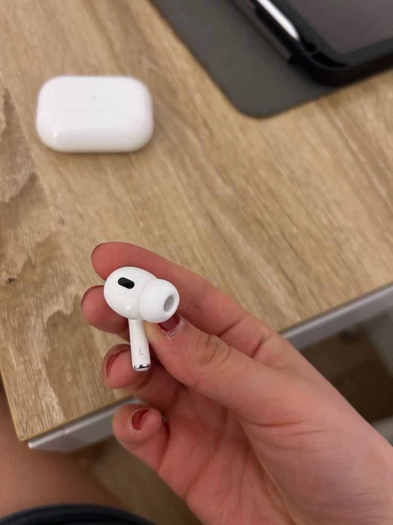Airpods Pro 2 Izquierdo afbeelding 2