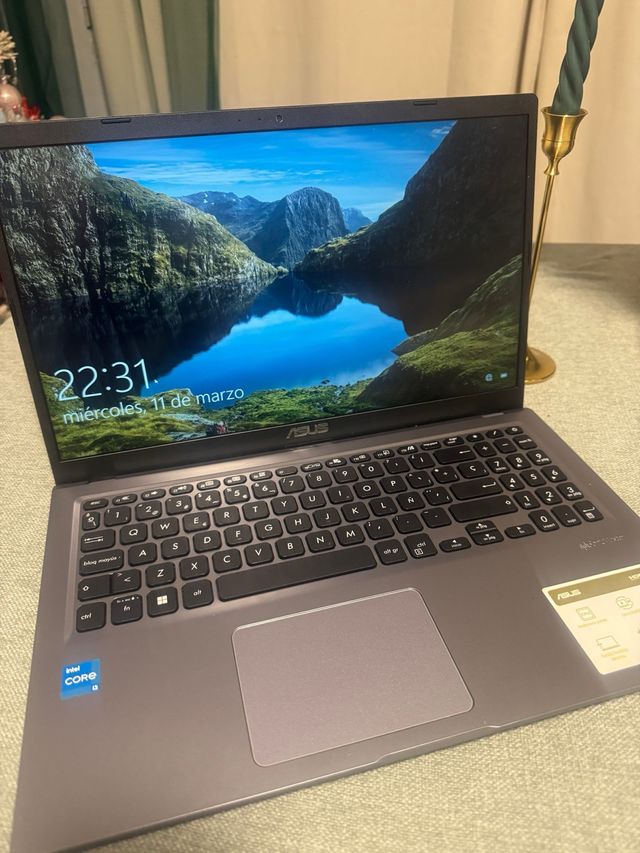 ASUS VivoBook 15 F515EA Portátil Gris/Plata