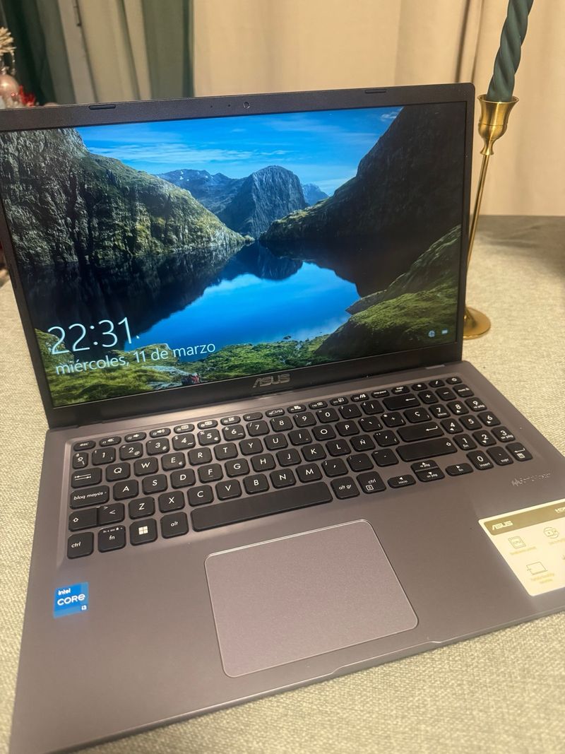 ASUS VivoBook 15 F515EA Portátil Gris/Plata