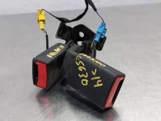 ENGANCHE CINTURON DELANTERO DERECHO NISSAN NV400