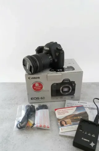 Canon EOS 6D Full Frame + EF 24-105mm