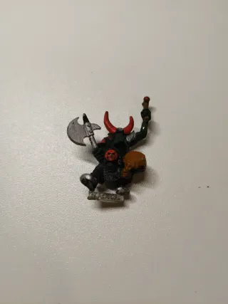 Orco Negro Músico Warhammer