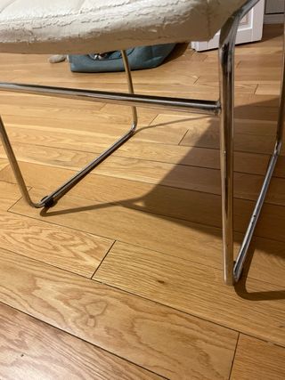 Mesa Comedor Cristal , 4 Sillas Tapizadas y Cama