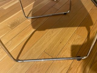 Mesa Comedor Cristal , 4 Sillas Tapizadas y Cama