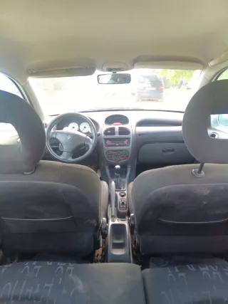 Peugeot 206 2003