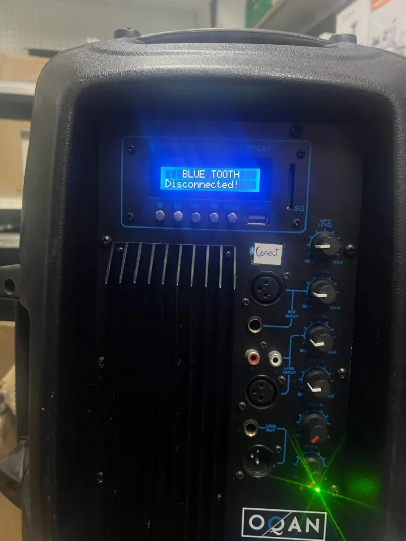 Altavoz autoamplificado negro afbeelding 3
