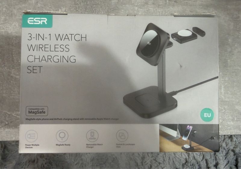 ESR Cargador Inalámbrico 3 en 1