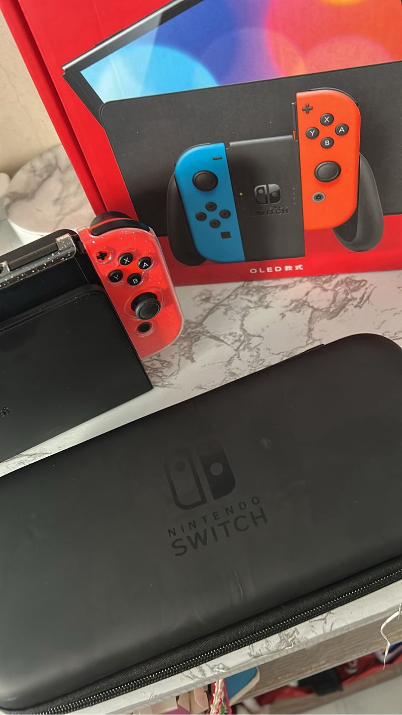 Nintendo Switch OLED M.a.g.i.a afbeelding 2