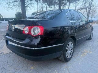 Volkswagen Passat 2.0 Tdi Garantia