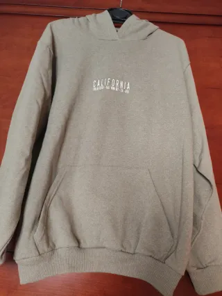 Sudadera con capucha