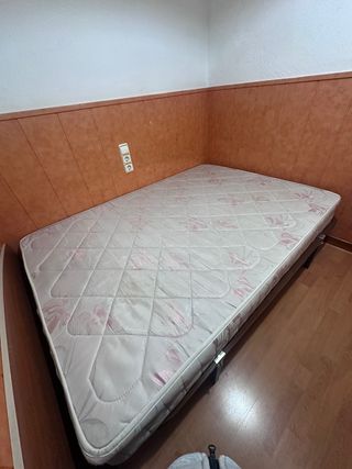 Cama individual con somier