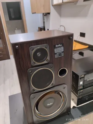 Pareja Altavoces Dalton D-2500