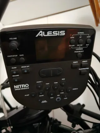 Módulo Batería Electrónica Alesis Nitro