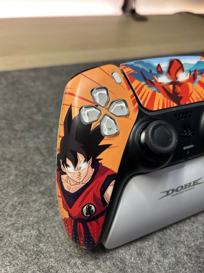 Mando PS5 Dragon Ball con joysticks magnéticos afbeelding 3