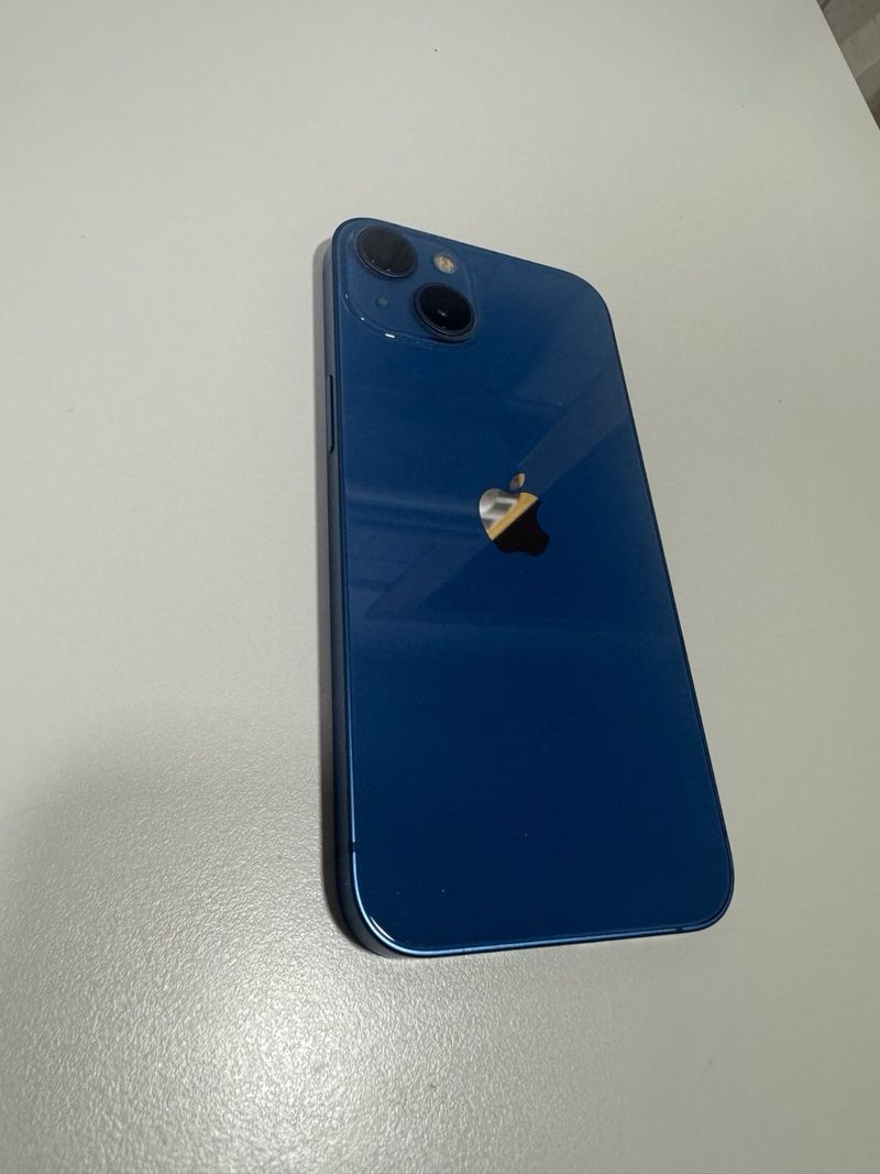 iPhone 13 256GB Azul afbeelding 2