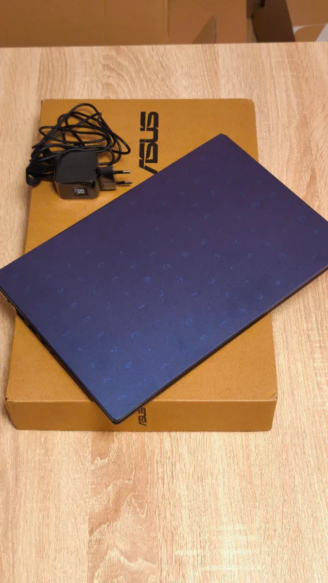 ASUS E410MA-EK007WS Portátil 14" Azul
