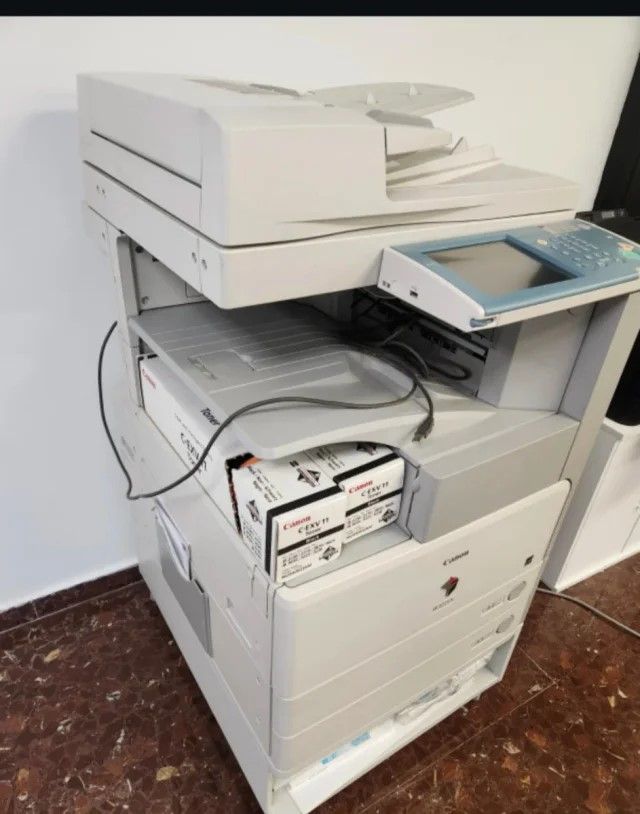 Fotocopiadora Canon iR3225N Profesional afbeelding 2