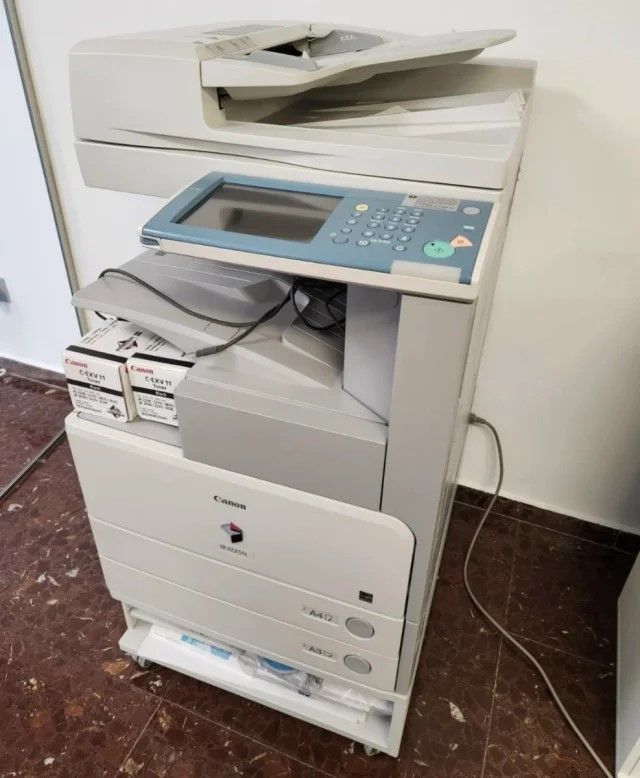 Fotocopiadora Canon iR3225N Profesional afbeelding 3
