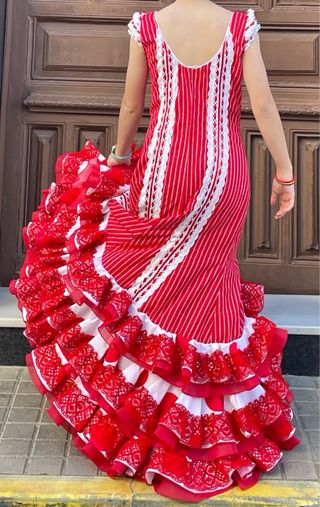 Traje de Flamenca Rojo Encaje Talla 40-42