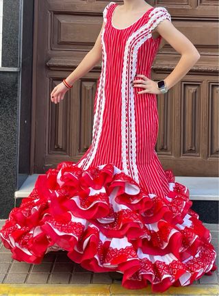 Traje de Flamenca Rojo Encaje Talla 40-42