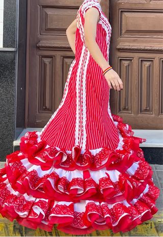 Traje de Flamenca Rojo Encaje Talla 40-42