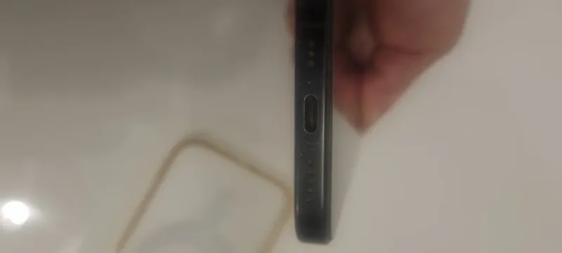 iPhone 16 Pro Negro 250gb Tiene su caja origina. afbeelding 8
