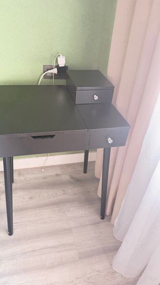 Tocador de maquillaje nuevo