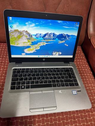 Portátil HP 14 i5 8GB/256GB SSD FULL HD Win 11