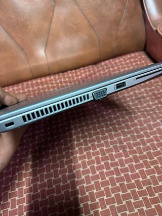 Portátil HP 14 i5 8GB/256GB SSD FULL HD Win 11