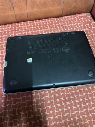 Portátil HP 14 i5 8GB/256GB SSD FULL HD Win 11