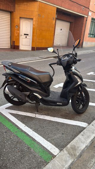 SYM Symphony 125 ST Scooter