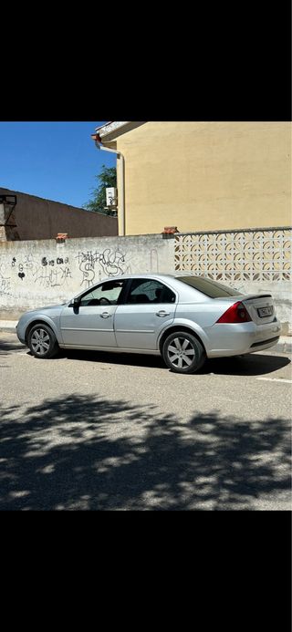 Ford Mondeo 2002
