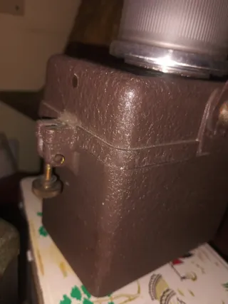 Lámpara Industrial Antigua Marrón