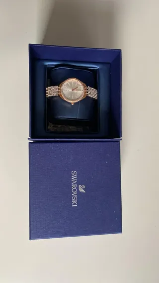 Reloj Swarovski Attract Oro y Plata