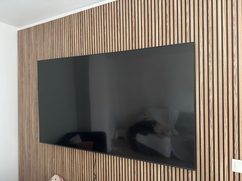 Samsung QLED 75” 4K UHD Smart TV
