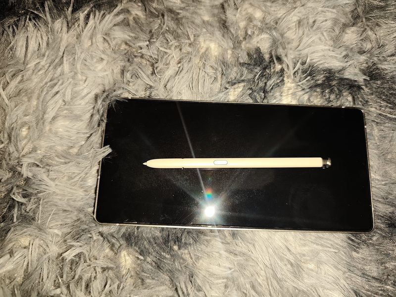 Samsung S25 Ultra con S Pen