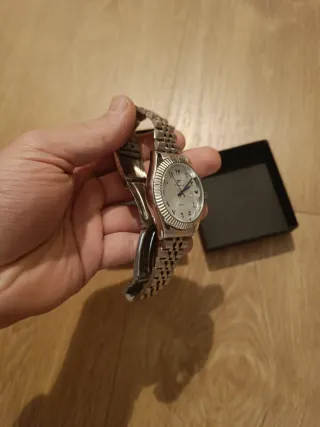 Reloj RICECGO Plata con Números Árabes