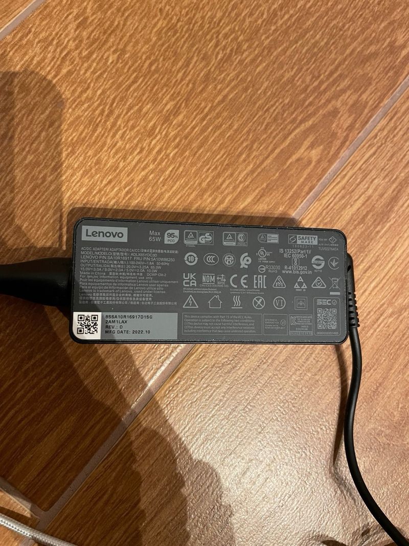Cargador Lenovo 65W USB-C afbeelding 4