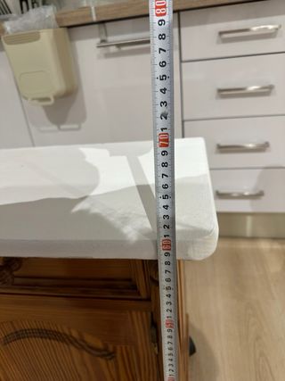 Varias Mesitas de noche de madera